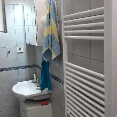 Retro Huszar * שיופוק